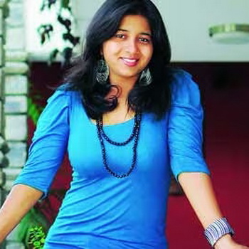 Pawni Pandey Biography